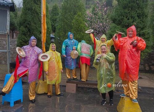 大雨天,这些人在高平干嘛呢?去瞅瞅